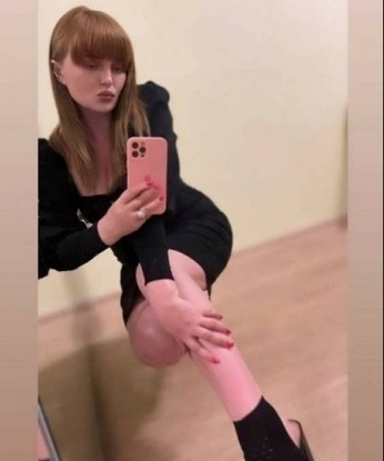 Я создана для того, чтобы исполнить все твои фантазии и желания. 💋
У меня широкий спектр услуг: классический секс, оральные ласки, эротический массаж. Также я могу стать твоей идеальной компаньонкой на различных мероприятиях и деловых встречах. Все, что ты выберешь, будет исполнено с максимальной страстью и индивидуальным подходом.
Мои клиенты говорят, что встречи со мной оставляют незабываемые впечатления. Доверься моим нежным рукам и ощути настоящую страсть! У меня есть отличные отзывы, которые говорят сами за себя. 🌟
На моих фото ты можешь увидеть мою прекрасную фигуру и искорки страсти в глазах. Ты точно не останешься разочарован, увидев меня в реальности. 😍
Так что, живешь ли ты в Москве или просто находишься в гостях, приходи ко мне, и я окуну тебя в мир наслаждения и счастья. Я буду ждать тебя, чтобы сделать нашу встречу незабываемой. Позвони мне и давай сегодня же начнем наше приключение! 🌹💋 Юлия
